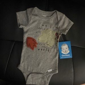 Gerber onesies new with tag 0-3mo